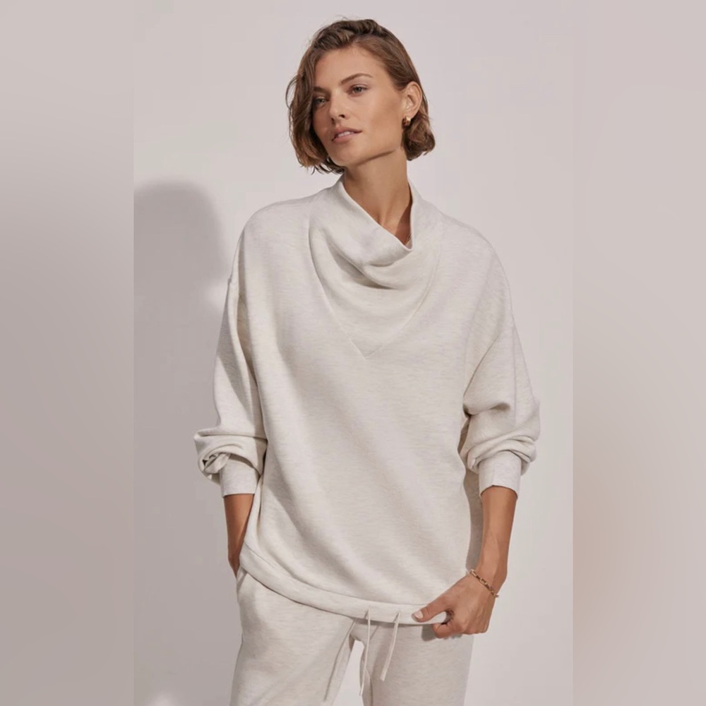 NWOT Varley Betsy sweat mock neck in Ivory Marl size Small